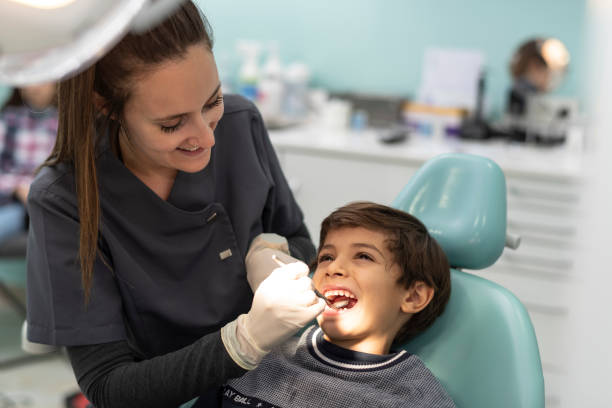 Best Cracked Tooth Emergency Dentist  in Brightwaters, NY